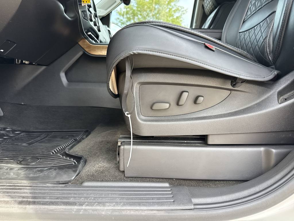 Thumbnail: 2014 Chevrolet Silverado 1500 - 21