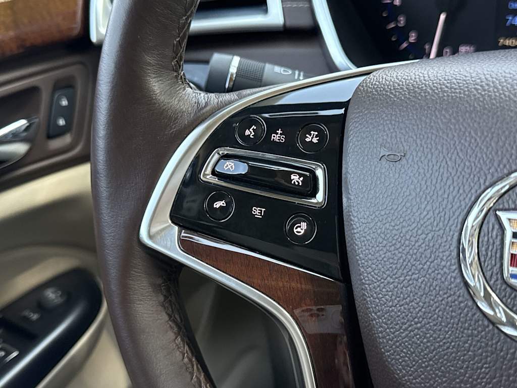 Thumbnail: 2014 Cadillac SRX - 31