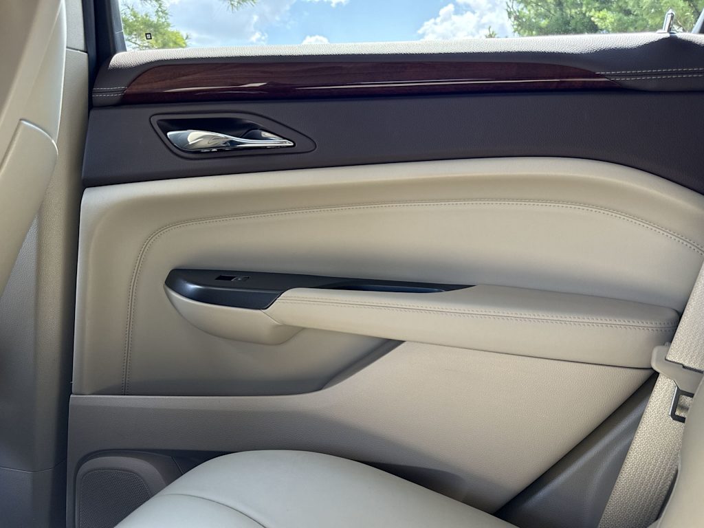 Thumbnail: 2014 Cadillac SRX - 41