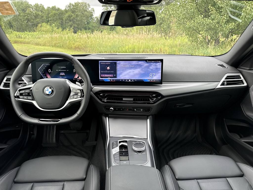 Thumbnail: 2025 BMW 2 Series - 2