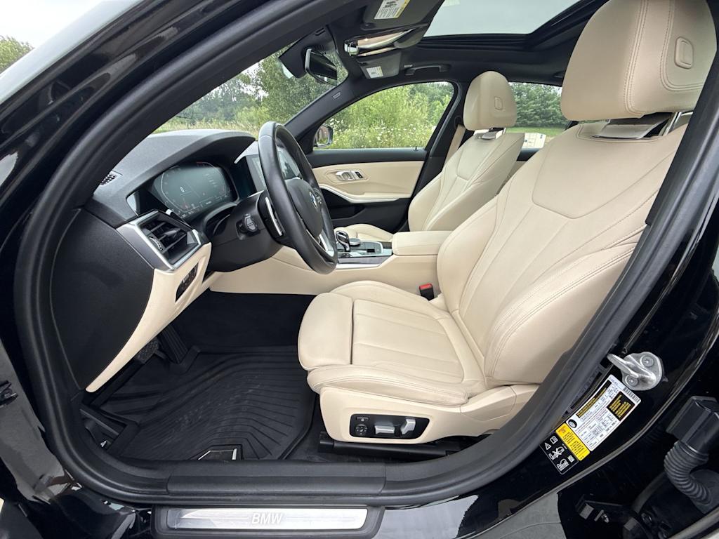 Thumbnail: 2021 BMW 3 Series - 11