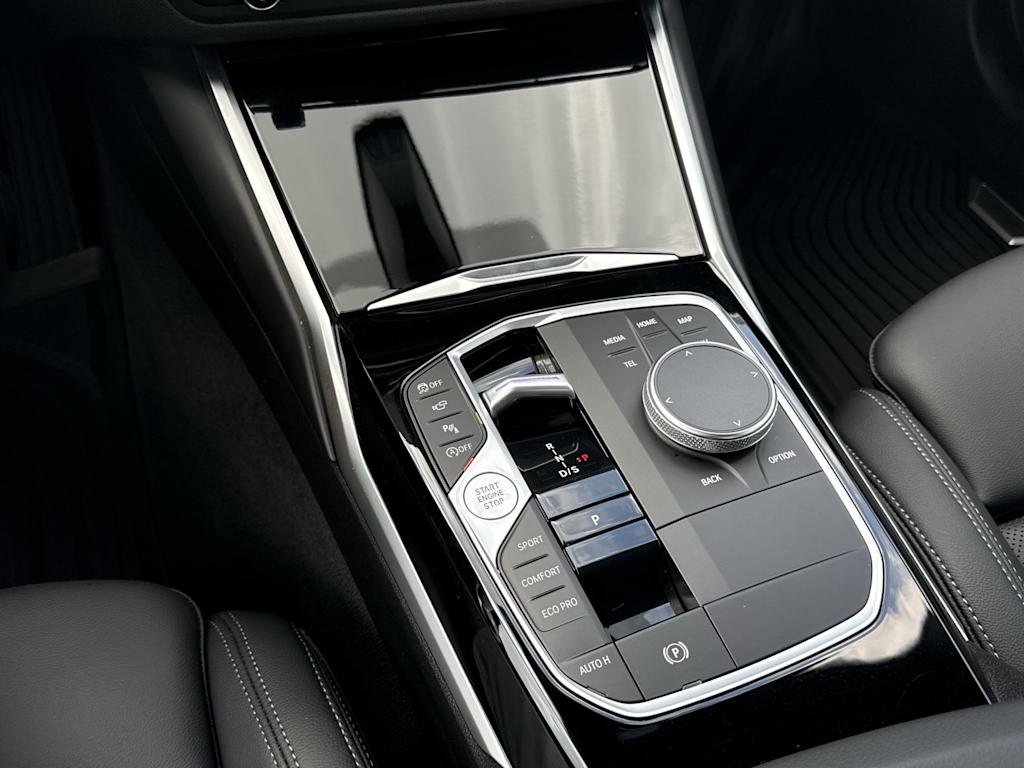 Thumbnail: 2023 BMW 3 Series - 13