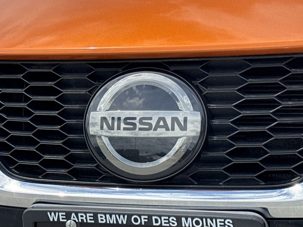 Thumbnail: 2020 Nissan Versa - 5
