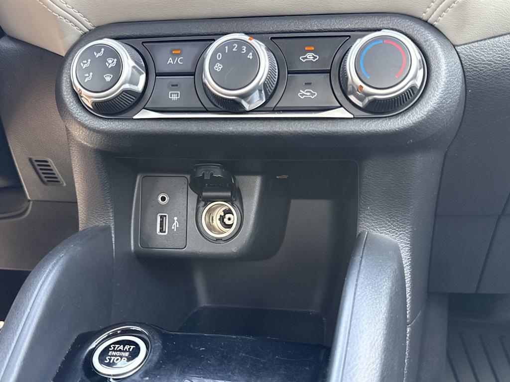 Thumbnail: 2020 Nissan Versa - 34