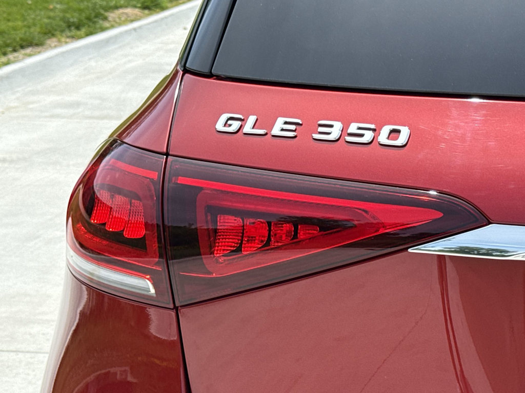Thumbnail: 2023 Mercedes-Benz GLE - 25
