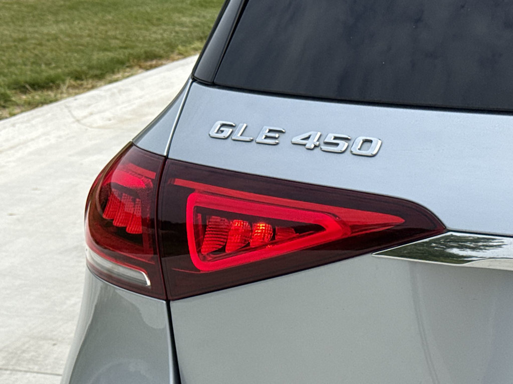 Thumbnail: 2023 Mercedes-Benz GLE - 24