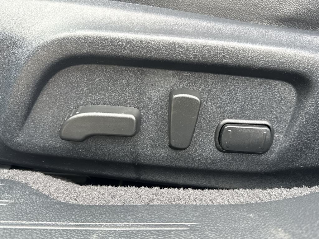 Thumbnail: 2017 Subaru Outback - 26