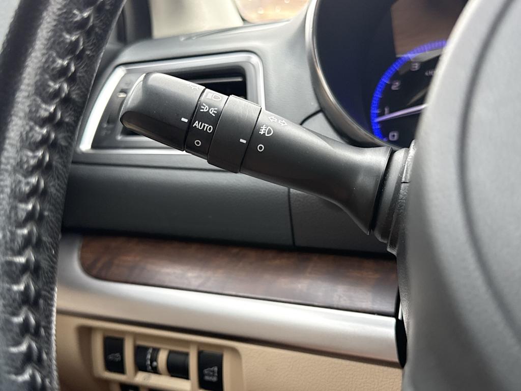 Thumbnail: 2015 Subaru Outback - 31
