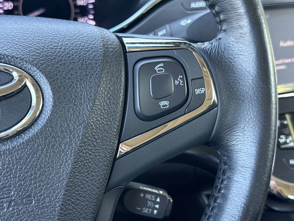 Thumbnail: 2016 Toyota Avalon - 28