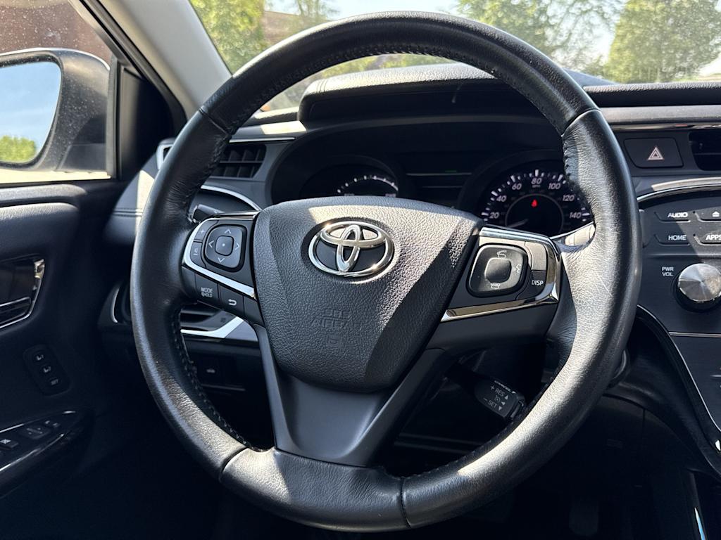Thumbnail: 2016 Toyota Avalon - 8