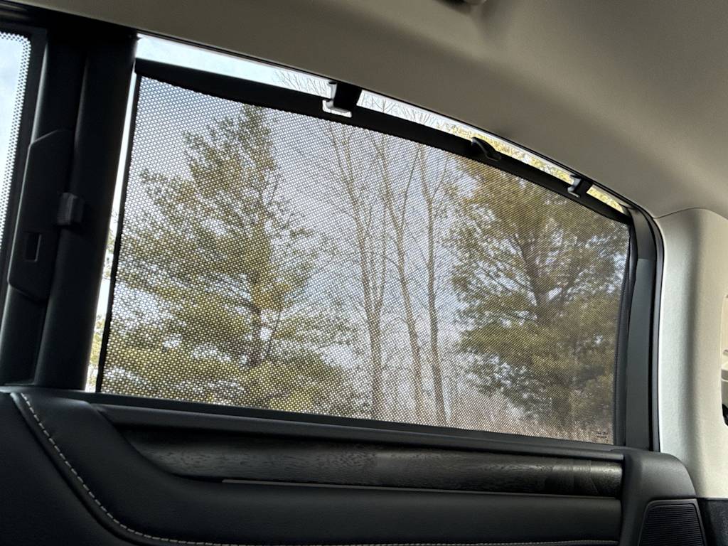 Thumbnail: 2023 Lexus ES - 36