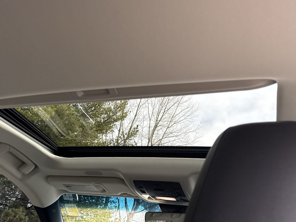 Thumbnail: 2023 Lexus ES - 26