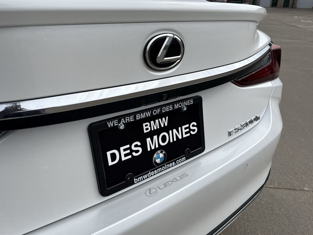 Thumbnail: 2023 Lexus ES - 38