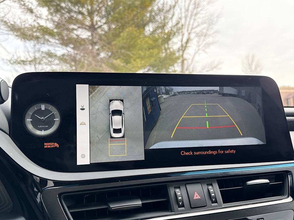 Thumbnail: 2023 Lexus ES - 12