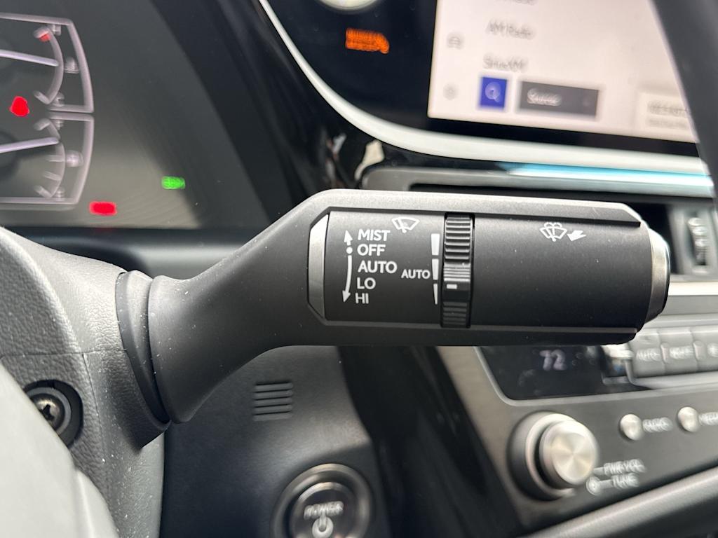 Thumbnail: 2023 Lexus ES - 30