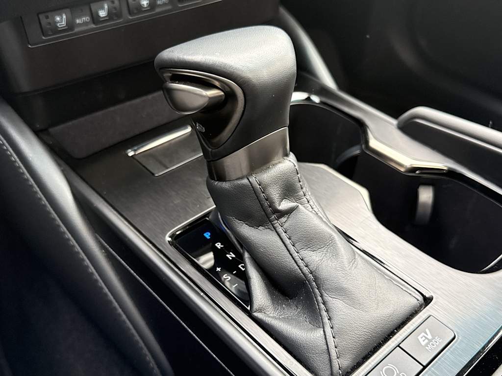 Thumbnail: 2023 Lexus ES - 34