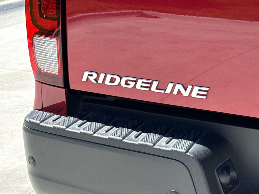 Thumbnail: 2021 Honda Ridgeline - 23