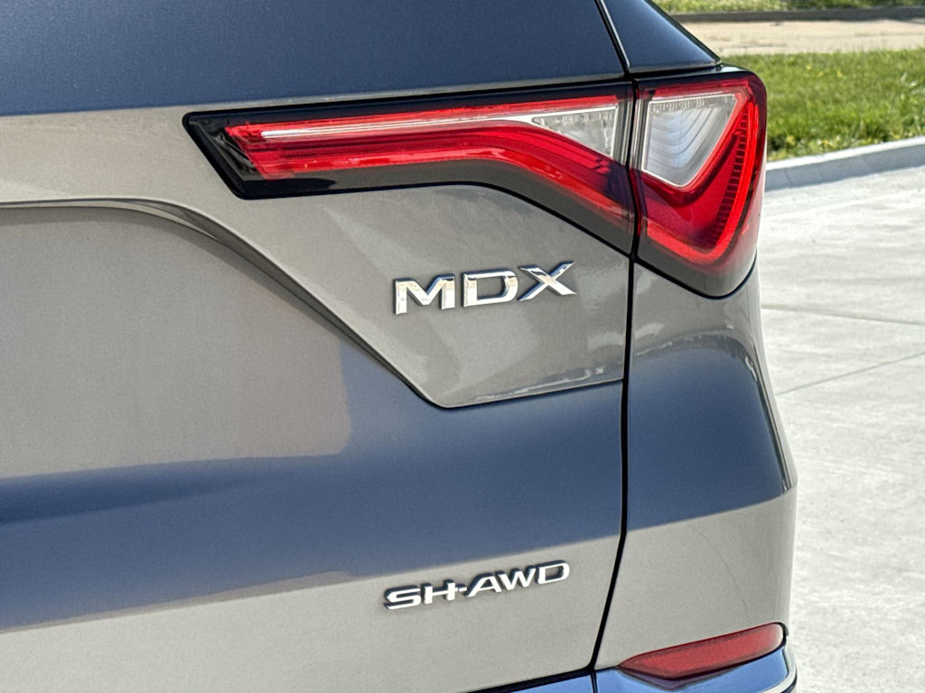 Thumbnail: 2022 Acura MDX - 25