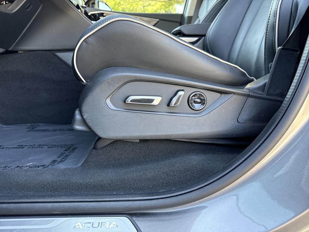 Thumbnail: 2022 Acura MDX - 26