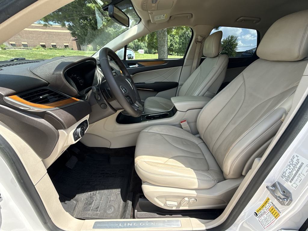 Thumbnail: 2018 Lincoln MKC - 10