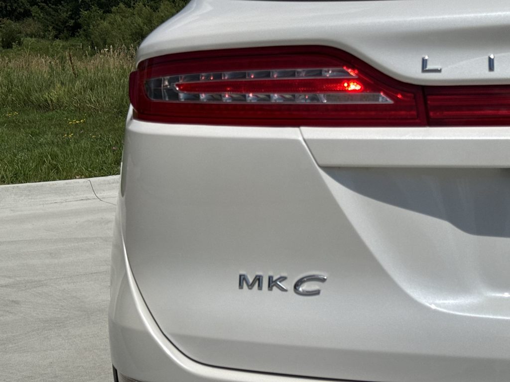 Thumbnail: 2018 Lincoln MKC - 25