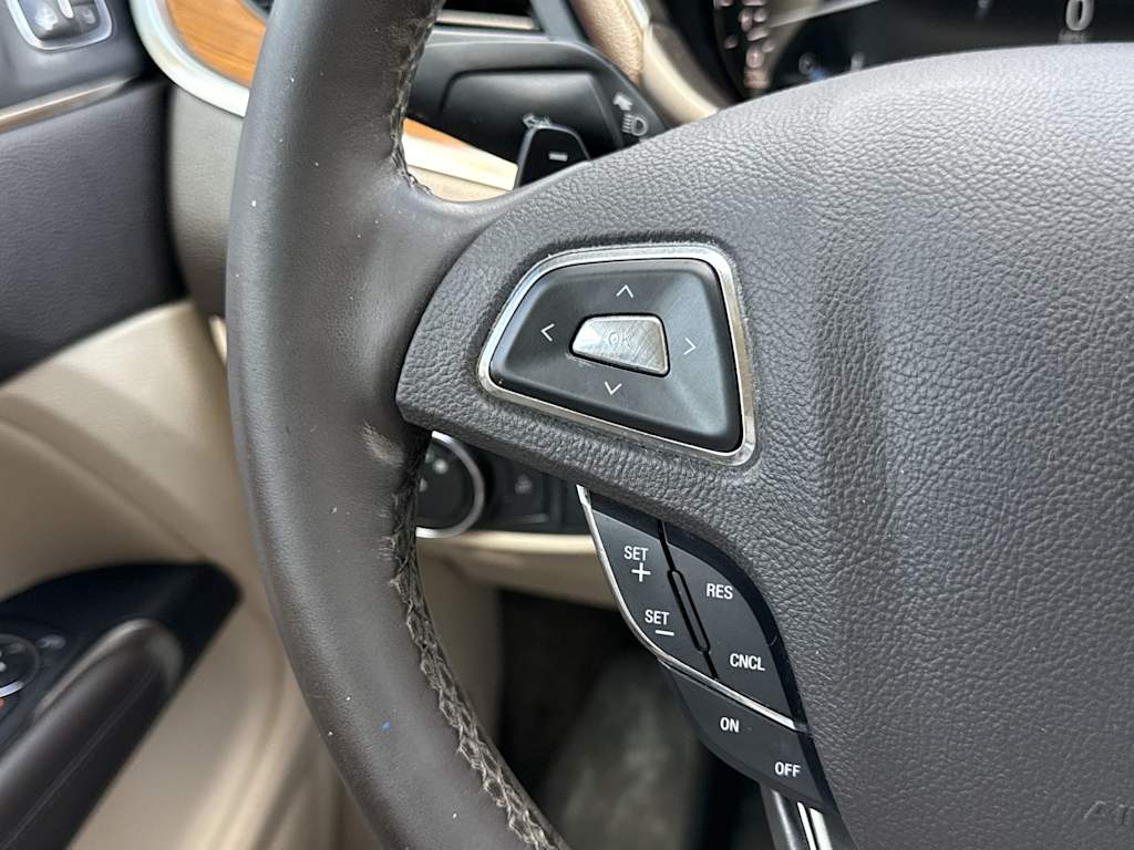 Thumbnail: 2018 Lincoln MKC - 30