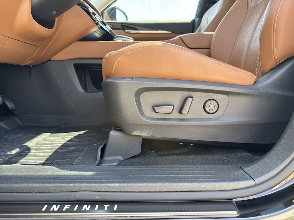 Thumbnail: 2025 INFINITI QX60 - 25
