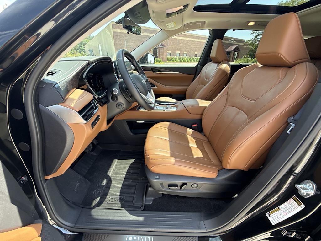 Thumbnail: 2025 INFINITI QX60 - 10