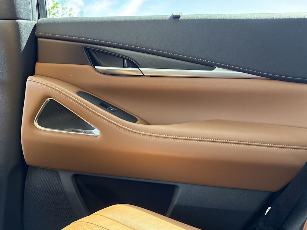 Thumbnail: 2025 INFINITI QX60 - 44
