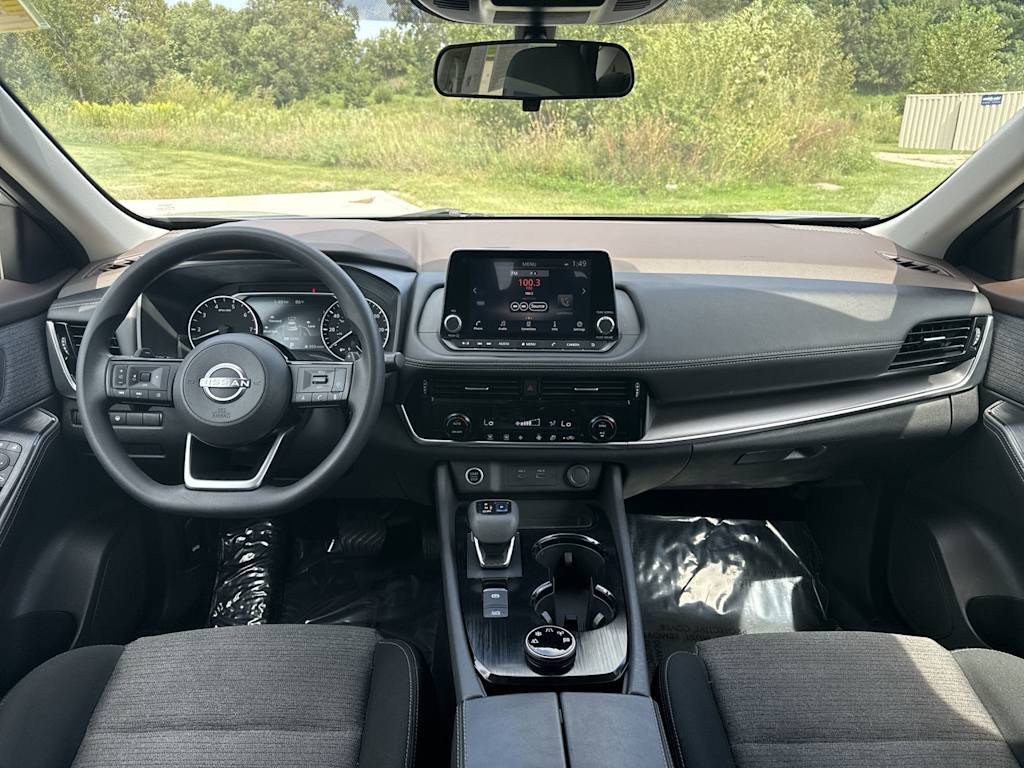 Thumbnail: 2022 Nissan Rogue - 2