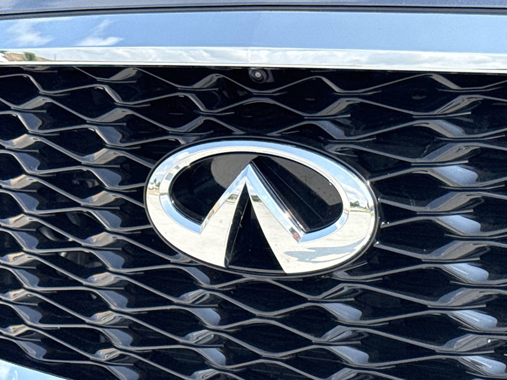 Thumbnail: 2022 INFINITI QX60 - 6
