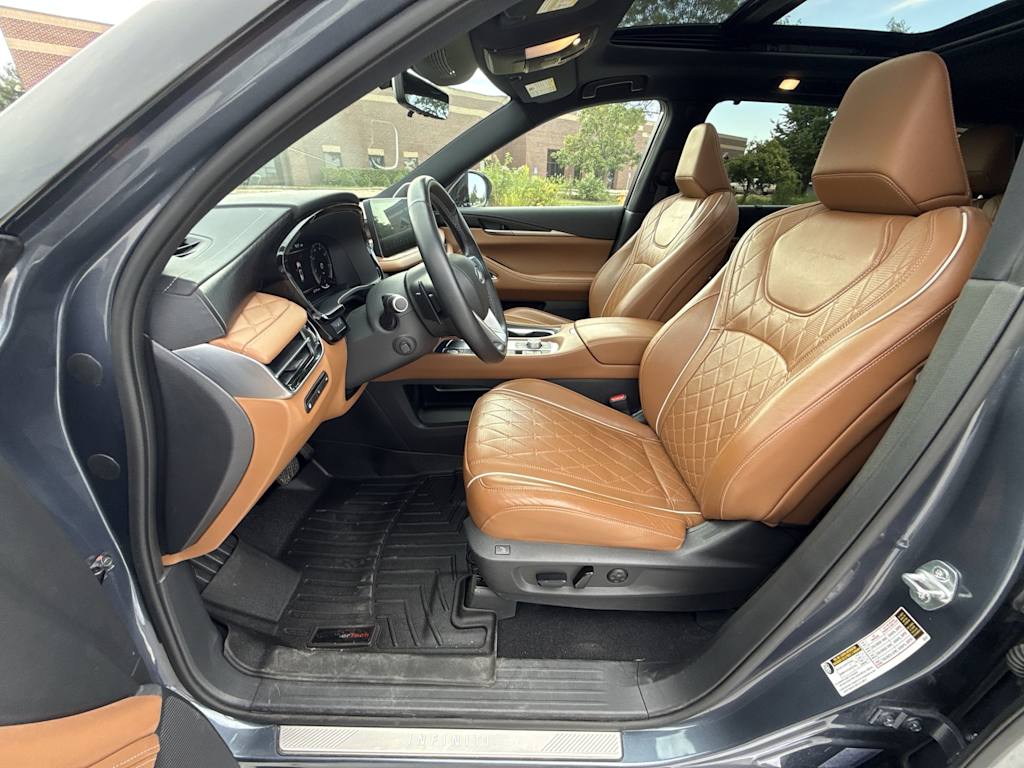 Thumbnail: 2022 INFINITI QX60 - 10
