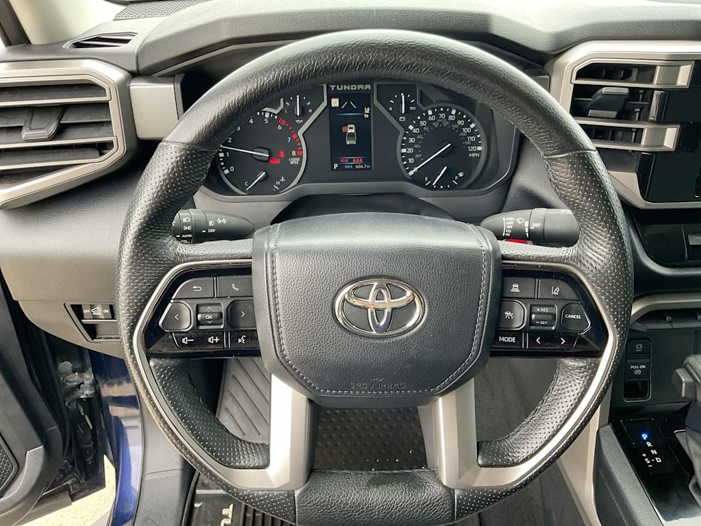 Thumbnail: 2022 Toyota Tundra - 10