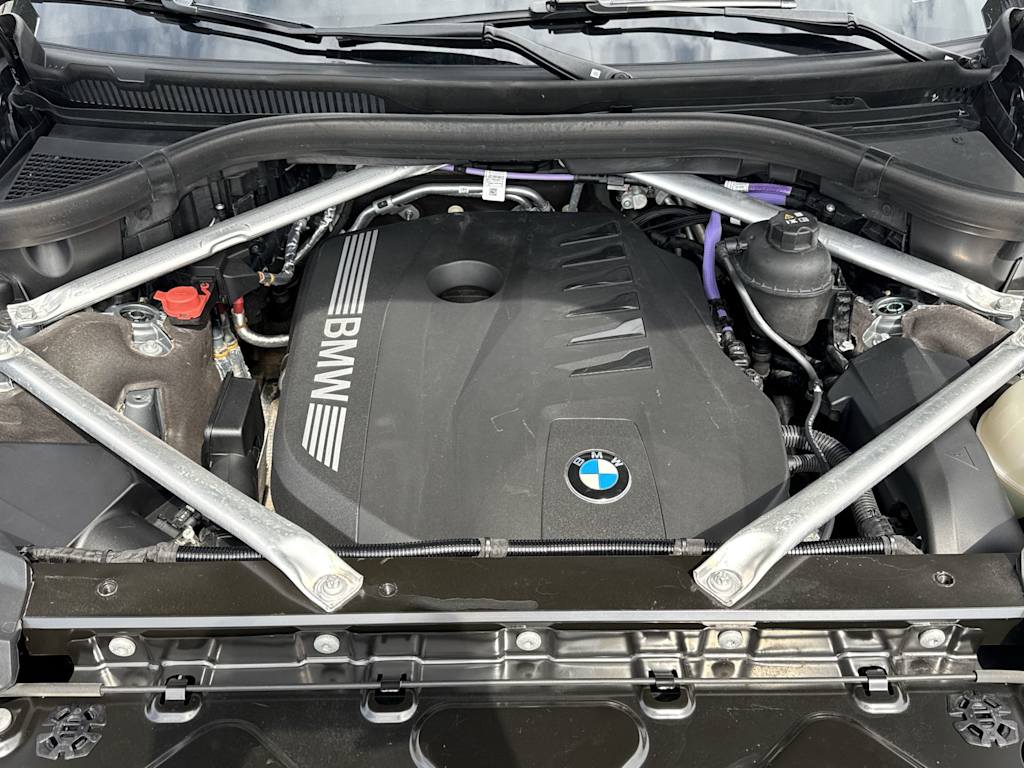 Thumbnail: 2024 BMW X7 - 8