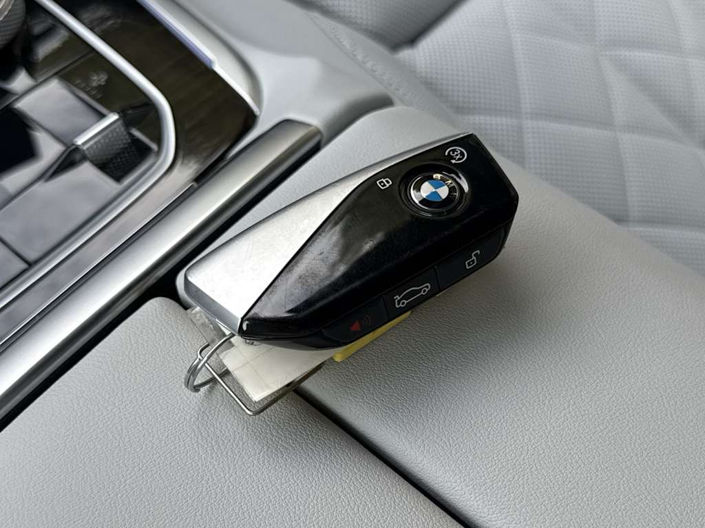 Thumbnail: 2024 BMW X7 - 17
