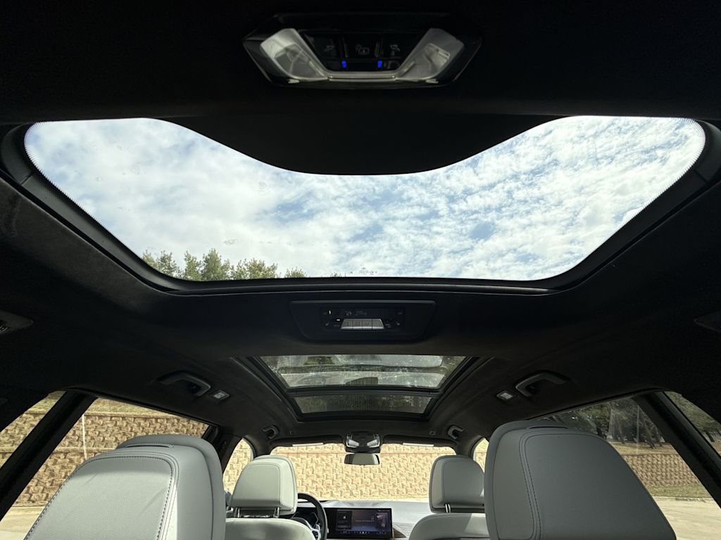 Thumbnail: 2024 BMW X7 - 46