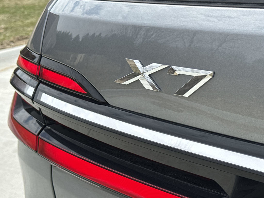 Thumbnail: 2024 BMW X7 - 6