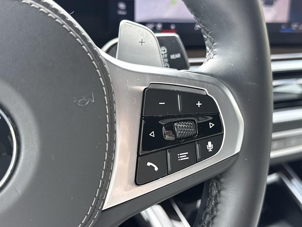 Thumbnail: 2024 BMW X7 - 33
