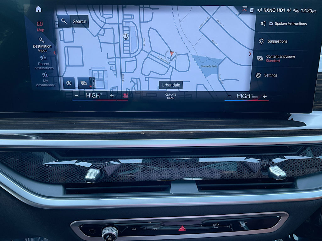 Thumbnail: 2023 BMW X7 - 15