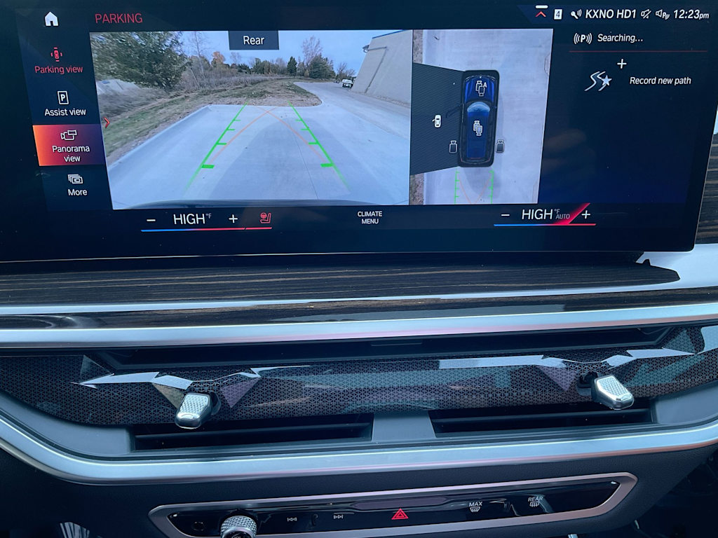 Thumbnail: 2023 BMW X7 - 37