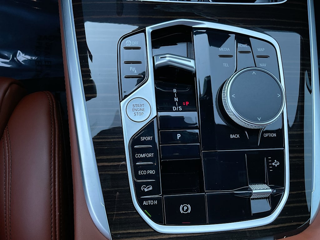 Thumbnail: 2023 BMW X7 - 40