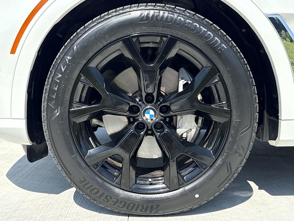 Thumbnail: 2025 BMW X7 - 7