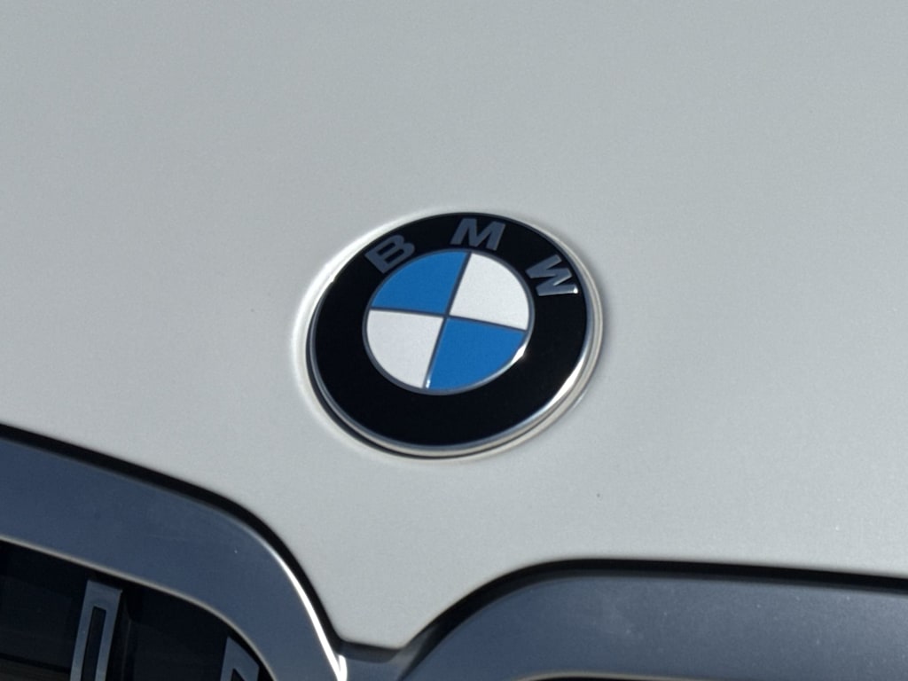 Thumbnail: 2025 BMW X7 - 6