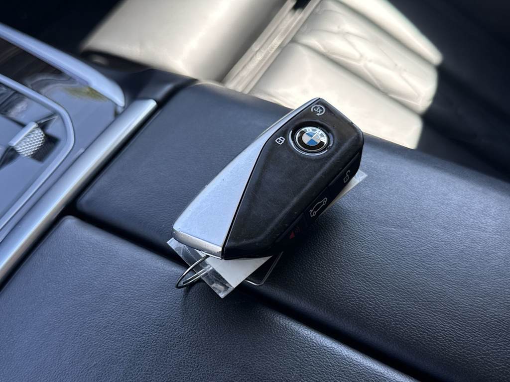 Thumbnail: 2023 BMW X7 - 16