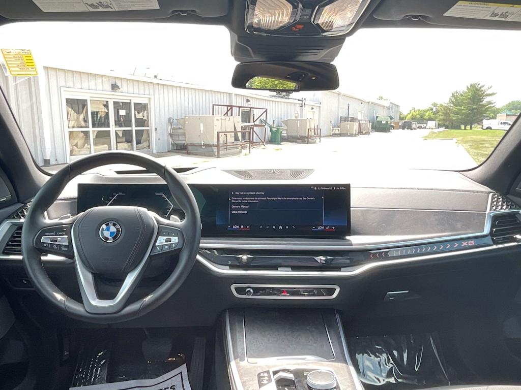 Thumbnail: 2025 BMW X5 - 2