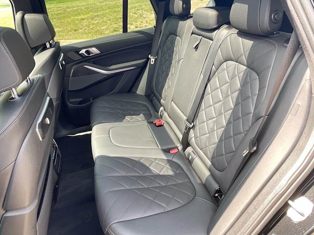 Thumbnail: 2025 BMW X5 - 25