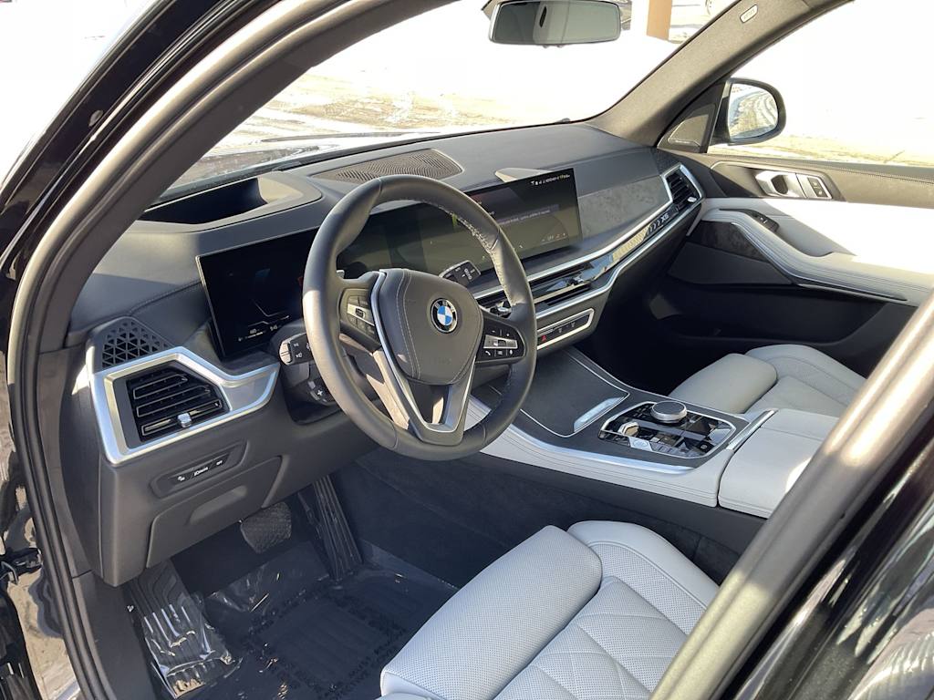 Thumbnail: 2024 BMW X5 - 2