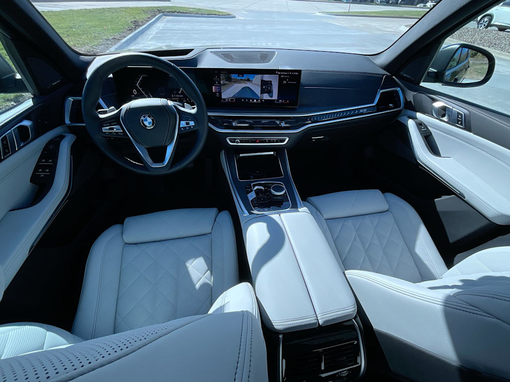 Thumbnail: 2024 BMW X5 - 10