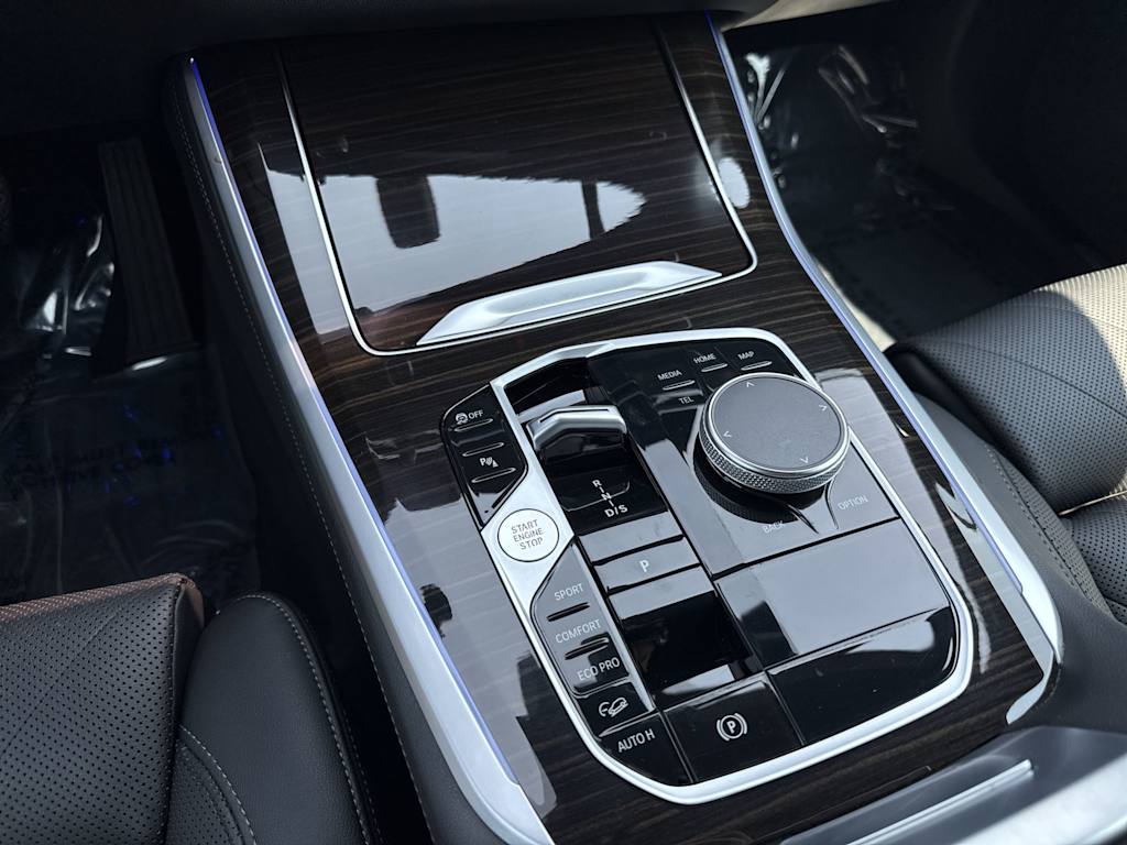 Thumbnail: 2024 BMW X5 - 15