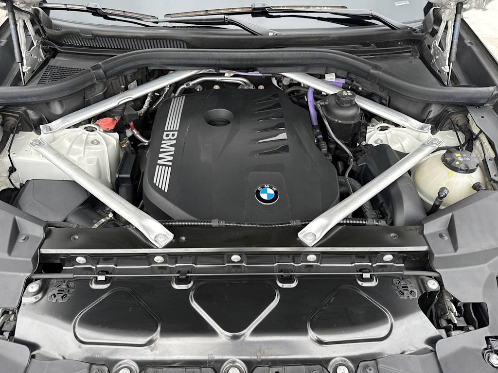 Thumbnail: 2024 BMW X5 - 9